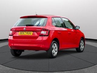 /photos/11180/44f5f7bb-fc5a-4a62-8f68-02c5d99d7f38_i320x240.jpg