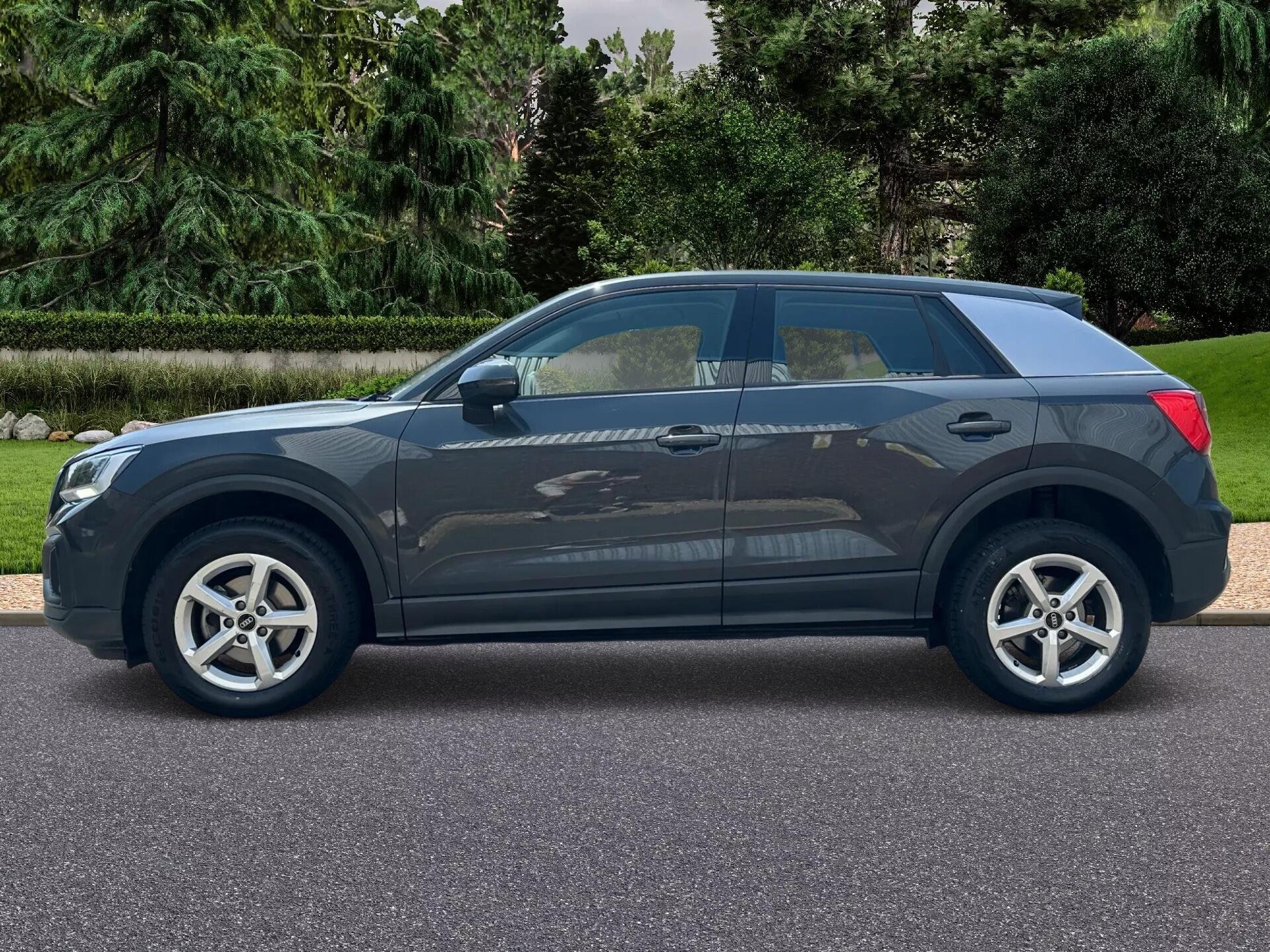 2022 Audi Q2 thumbnail 3