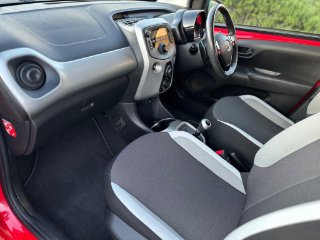 /photos/11180/82ff9514-2942-44a1-a7a1-d621ab054fe4_i320x240.jpg